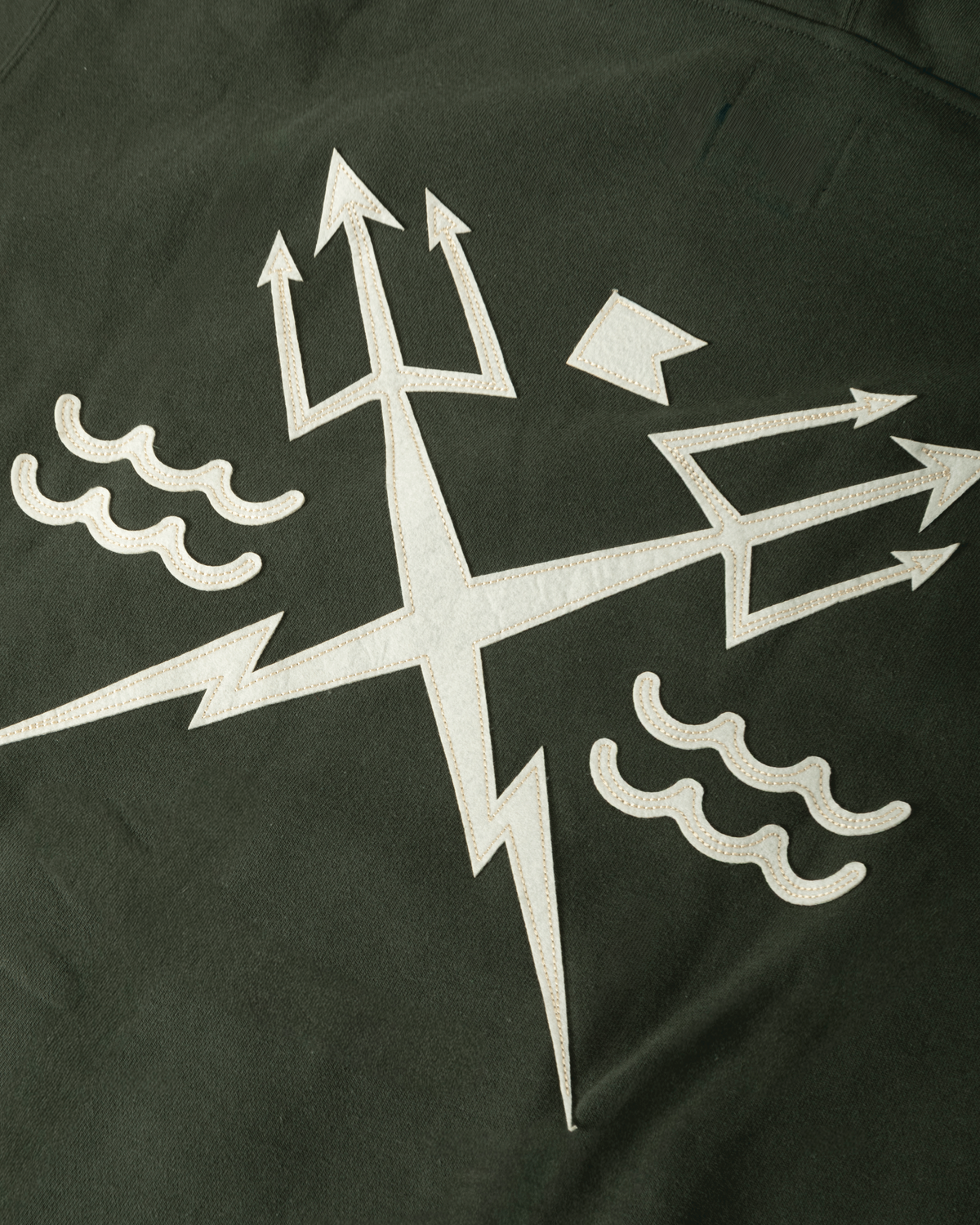 dark-seas-alamo-sweatshirt-green