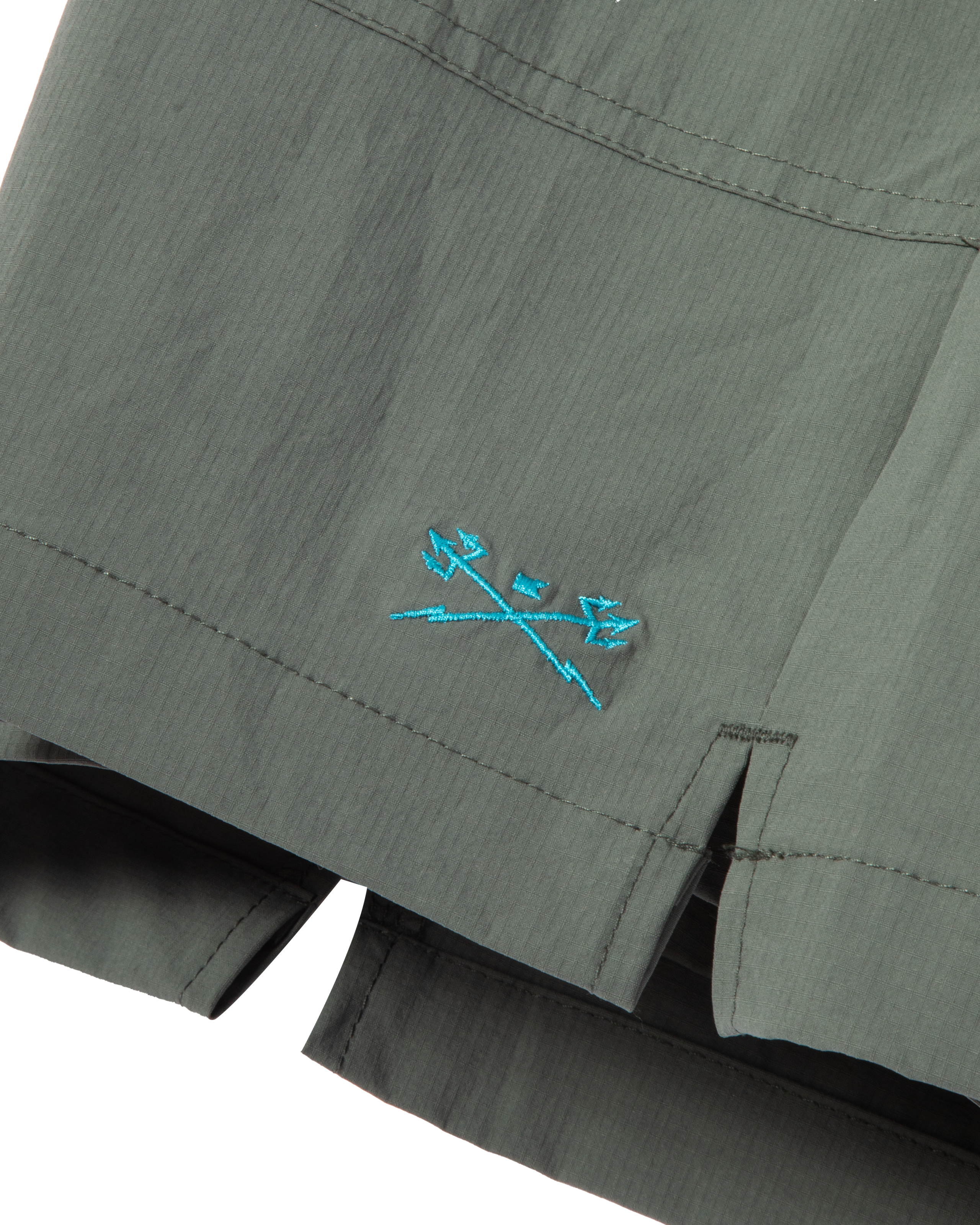 Dark Seas Warwick Camp Short - Green (zoomed)