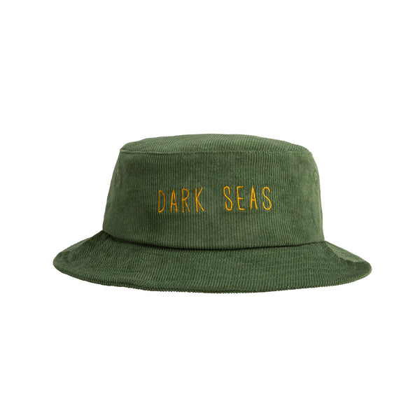 color: green ~ alt: travis hat